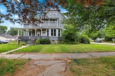 803 N Broadway, Green Bay, WI 54303 - Photo 5