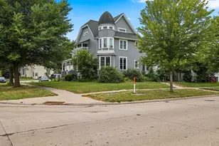 803 N Broadway, Green Bay, WI 54303 - Photo 3