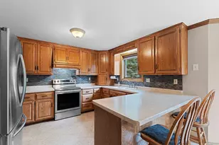 3008 Brighton Pl, Green Bay, WI 54311 - Photo 7