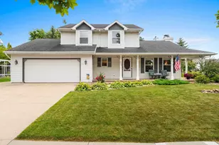 3008 Brighton Pl, Green Bay, WI 54311 - Photo 1