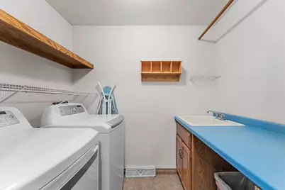 3008 Brighton Place, Green Bay, WI 54311 - Photo 17