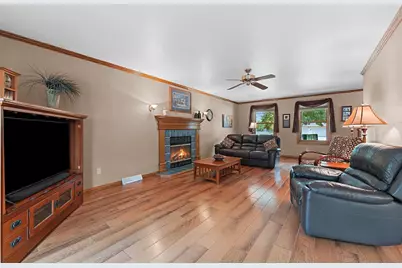 3008 Brighton Place, Green Bay, WI 54311 - Photo 11
