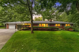 1173 St Lawrence Dr, Green Bay, WI 54311 - Photo 1