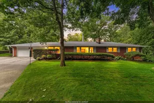 1173 St Lawrence Dr, Green Bay, WI 54311 - Photo 1
