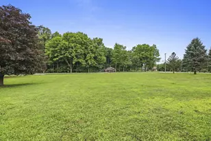 2100 Westline Rd, Green Bay, WI 54313 - Photo 37