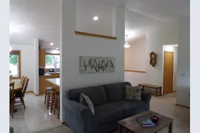 209 Windfield Court, Wrightstown, WI 54180 - Photo 5