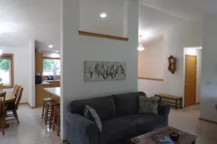 209 Windfield Ct, Wrightstown, WI 54180 - Photo 5