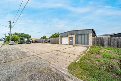2825 Bowen Street, Oshkosh, WI 54901 - Photo 1