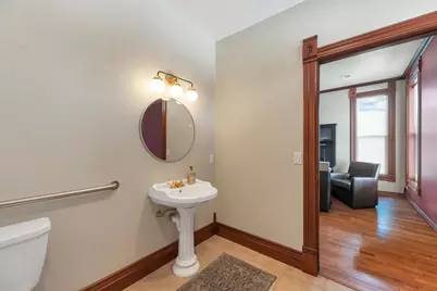 125 S Quincy Street, Green Bay, WI 54301 - Photo 11