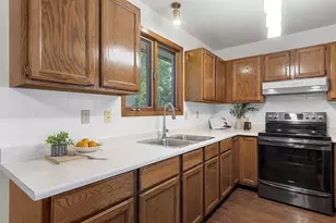 2420 Monroe St, New Holstein, WI 53061 - Photo 9