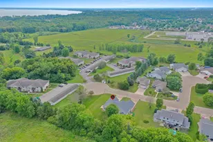 1087 Stillmeadow Ln, Menasha, WI 54952 - Photo 69