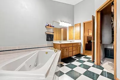 2420 Brantwood Drive, Neenah, WI 54956 - Photo 21