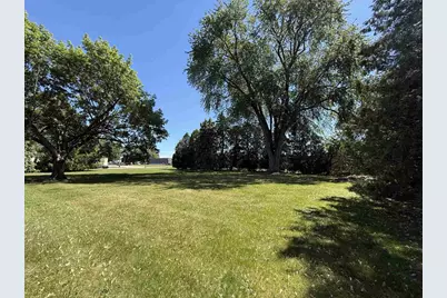 817 Witzel Avenue, Oshkosh, WI 54902 - Photo 3