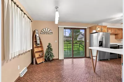 1610 Wyman Street, New London, WI 54961 - Photo 7
