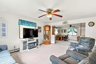 2380 Riverview Dr, Green Bay, WI 54313 - Photo 19