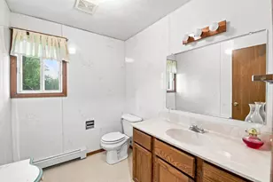 2380 Riverview Dr, Green Bay, WI 54313 - Photo 37