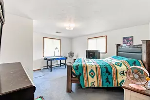 2380 Riverview Dr, Green Bay, WI 54313 - Photo 23