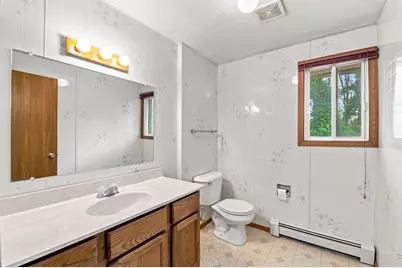 2380 Riverview Drive, Green Bay, WI 54313 - Photo 17