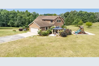N2561 Hodgett Court, Waupaca, WI 54981 - Photo 3