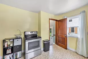 1947 Farlin Ave, Green Bay, WI 54302 - Photo 7