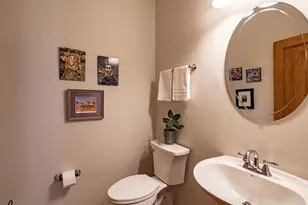 820 Woodland Cir, Waupaca, WI 54981 - Photo 15