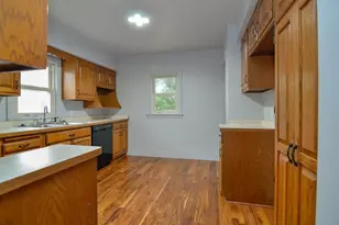 1076 Mayer St, Menasha, WI 54952 - Photo 5