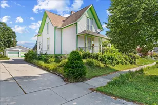 625 Center St, Kewaunee, WI 54216 - Photo 1