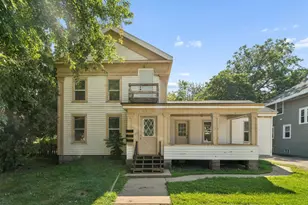 840 Jackson St, Oshkosh, WI 54901 - Photo 1