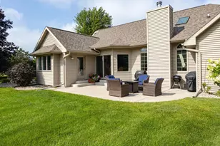 N4326 Red Leaf Dr, Appleton, WI 54913 - Photo 7