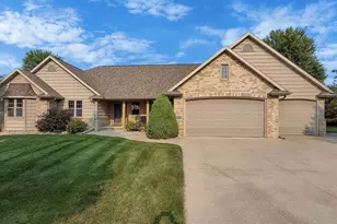 N4326 Red Leaf Dr, Appleton, WI 54913 - Photo 5
