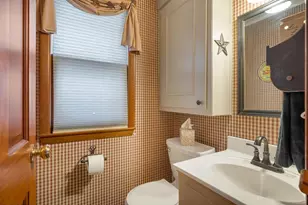 611 Waubaunuqua Trail, De Pere, WI 54115 - Photo 19