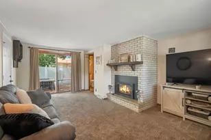 611 Waubaunuqua Trail, De Pere, WI 54115 - Photo 15