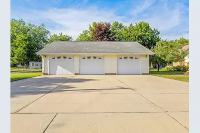 301 N Noquebay Avenue, Peshtigo, WI 54157 - Photo 25