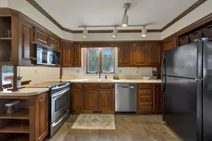 615 Mallard Ct, De Pere, WI 54115 - Photo 5