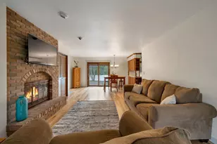 615 Mallard Ct, De Pere, WI 54115 - Photo 3