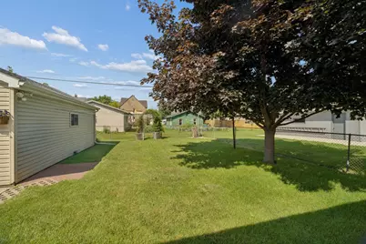 913 Wisconsin Avenue, North Fond du Lac, WI 54937 - Photo 29