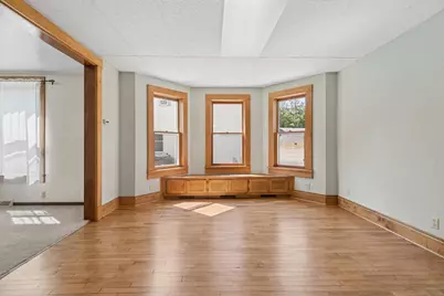 913 Wisconsin Avenue, North Fond du Lac, WI 54937 - Photo 9
