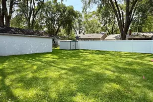 521 Cottage Grove Ave, Green Bay, WI 54304 - Photo 3