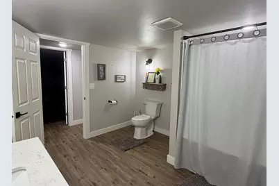 521 Cottage Grove Avenue, Green Bay, WI 54304 - Photo 13