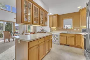 W5398 Martin Ln, Fond du Lac, WI 54935 - Photo 5