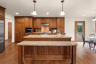 2474 Shady Oak Dr, Green Bay, WI 54304 - Photo 13