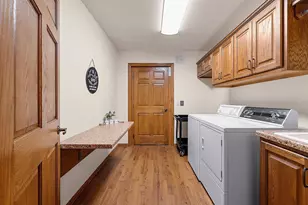 2474 Shady Oak Dr, Green Bay, WI 54304 - Photo 37