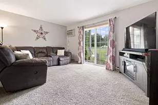 1514 Watercress Cir, West Bend, WI 53095 - Photo 15