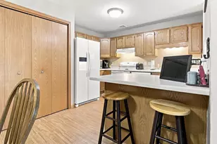 1514 Watercress Cir, West Bend, WI 53095 - Photo 7