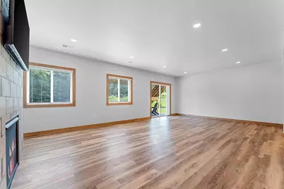 4049 Brussels Way, Howard, WI 54313 - Photo 49