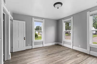 413 Green Street, Neenah, WI 54956 - Photo 7