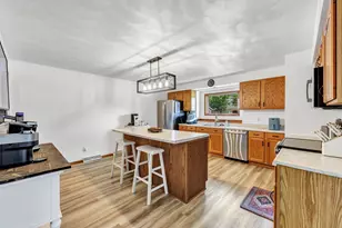 110 E Morningside Dr, Kaukauna, WI 54130 - Photo 3