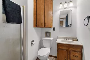 1010 S Pearl St, New London, WI 54961 - Photo 19