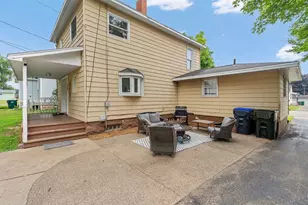 1010 S Pearl St, New London, WI 54961 - Photo 5