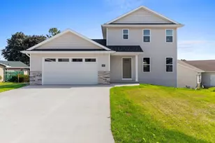 216 Evergreen Ln, Chilton, WI 53014 - Photo 1